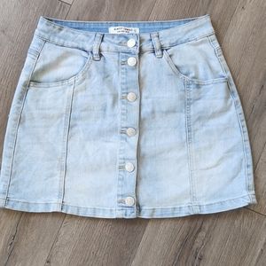 denim skirt